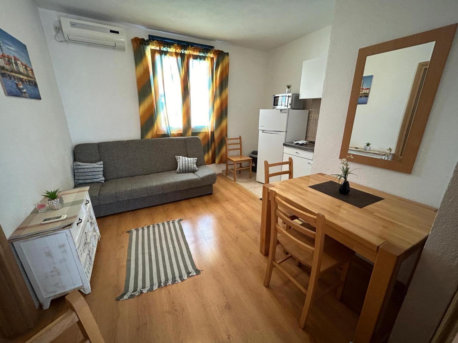 Apartmani Grgic Трогір Екстер'єр фото