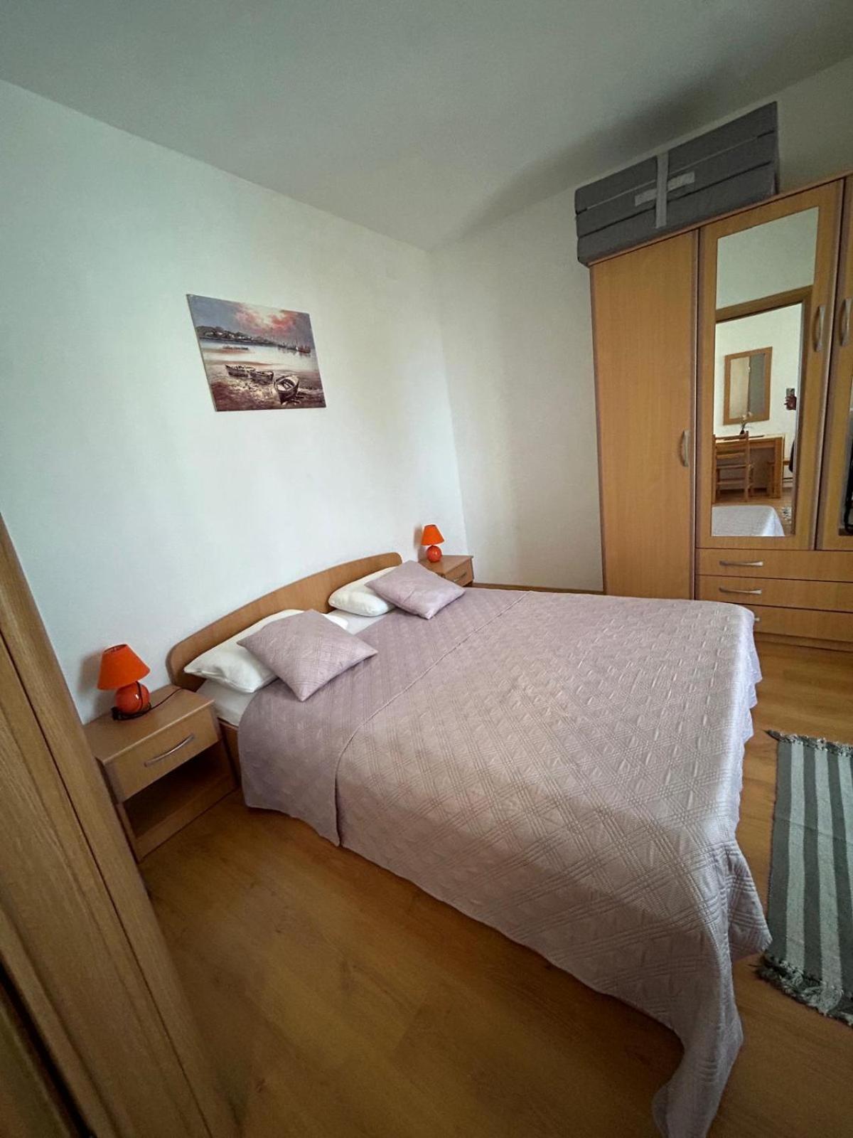 Apartmani Grgic Трогір Екстер'єр фото